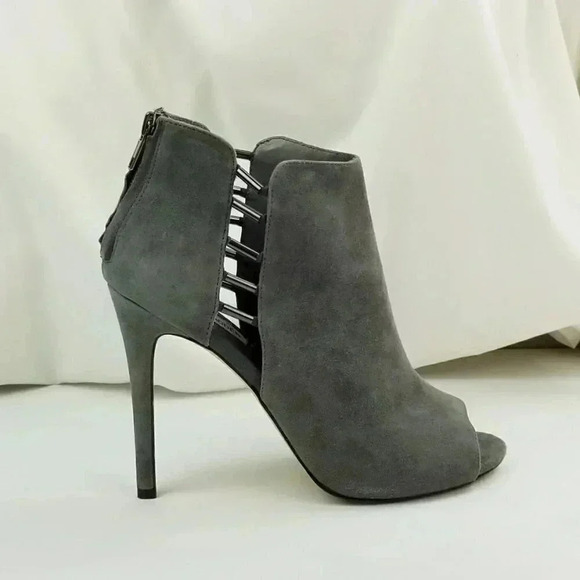 Steve Madden 8.5M Lola Gray Suede Back Zip Open Toe Vented Side Ankle Boots Heel - Picture 2 of 12